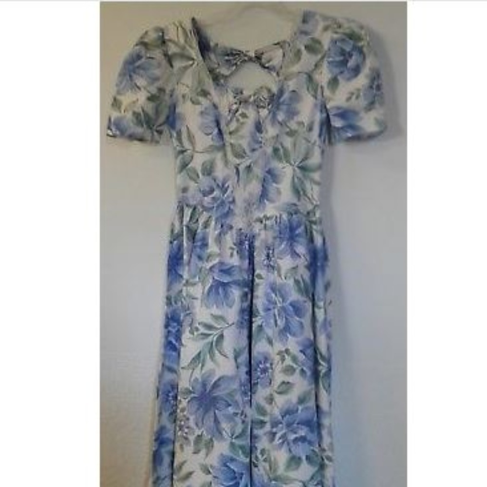 Joni Blair Floral SoCal Dress